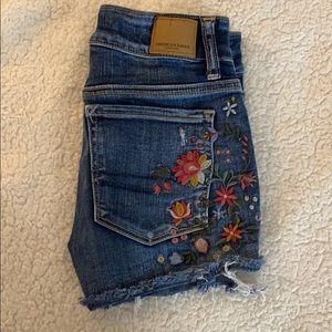American eagle shorts.